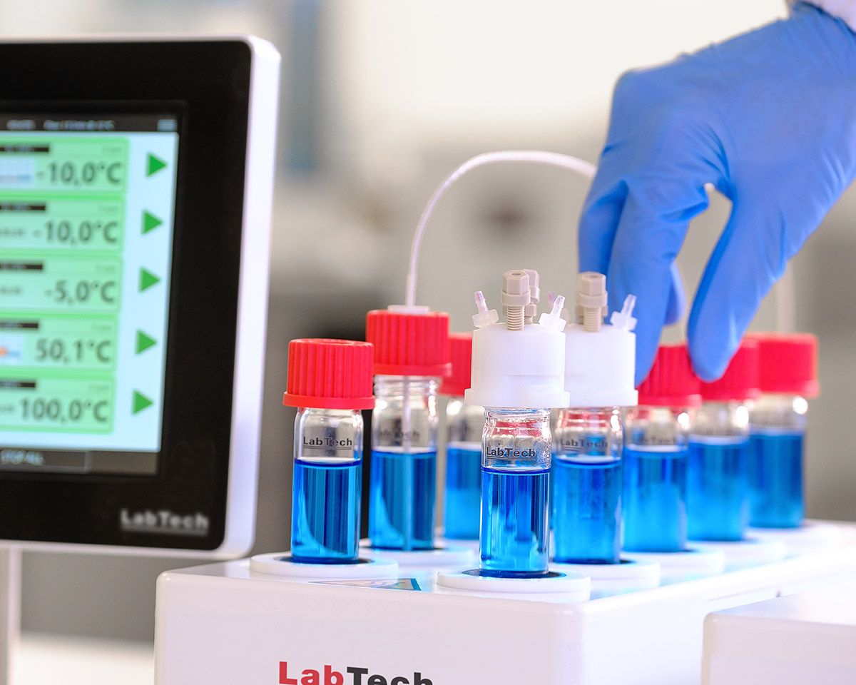 Precise control of reaction temperature